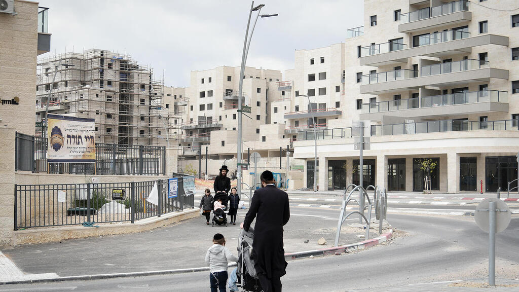 בנייה בבית שמש. נכתב בפסק הדין כי אין מקום לקביעה גורפת (צילום: יואב דודקביץ) בנייה חדשה בבית שמש שכונת רמת בית שמש ד שכונה חרדית ב פיתוח