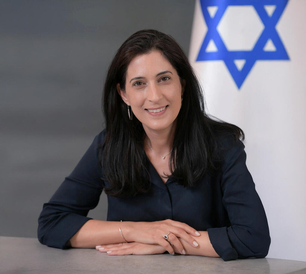 אפרת פרוקצ'יה היועצת המשפטית של משרד הבינוי והשיכון