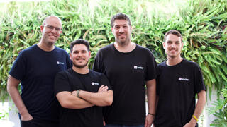 מייסדי חברת סודות מימין אליחי טורקל  , עידו סופר  , שלו קרן  ו מתן חמיליס