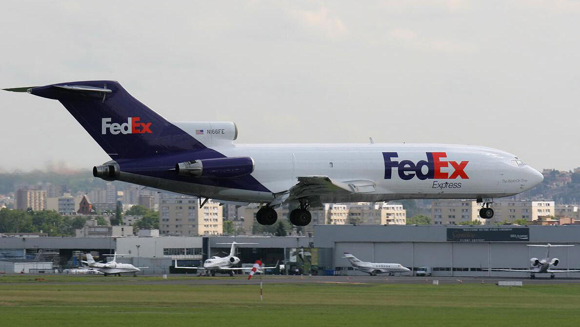 מטוס של פדקס FedEx 