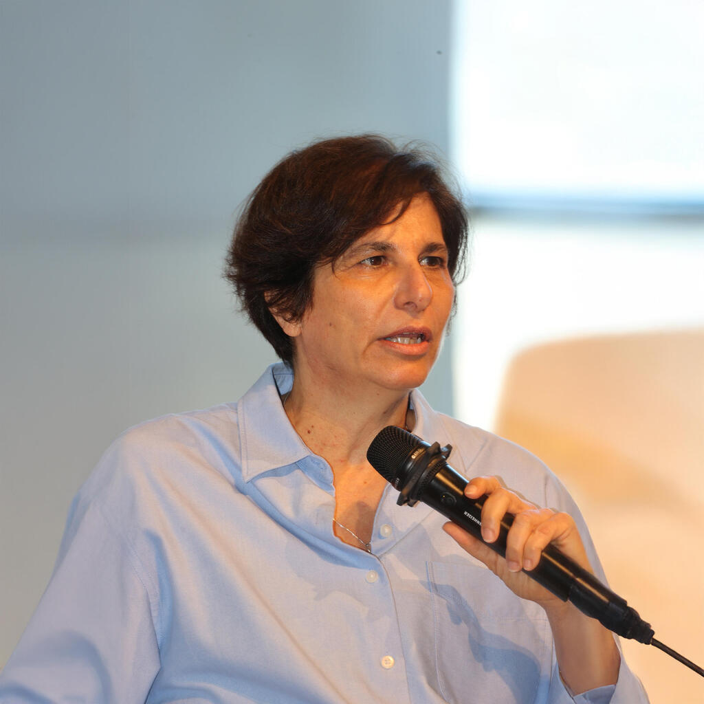 הממונה על רשות התחרות מיכל כהן (צילום: יריב כץ) כנס האנרגיה 2025 - מיכל כהן הממונה על התחרות