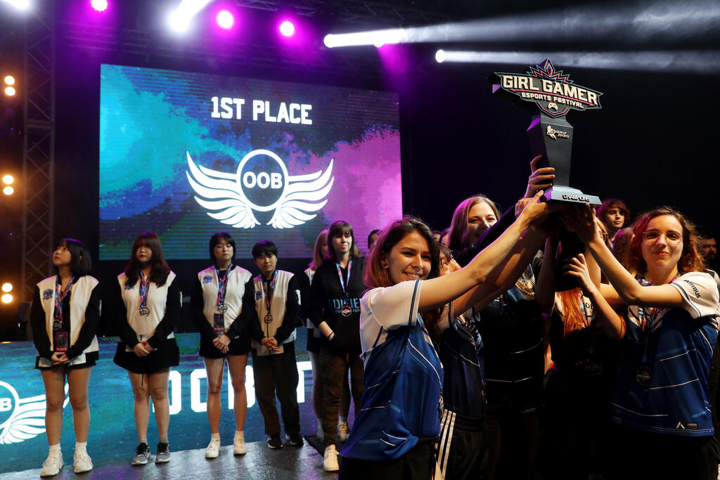 טורניר של ארגון ה־ Esport לנשים Girl Gamer בדובאי, 2020 . "המשחקים עם התקציבים הגדולים מתמקדים במכניקות שנחשבות 'גבריות' יותר, כמו אקשן בקצב גבוה"