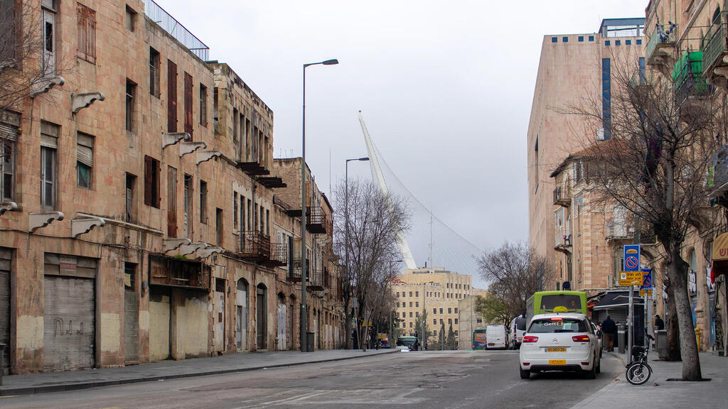 רחוב יפו בירושלים (צילום: Raizy Kopilowitz/Shutterstock) מתחם הרכב רחוב יפו ב ירושלים