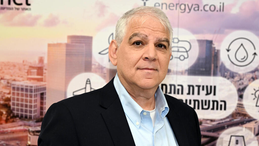 יו"ר רכבת ישראל היוצא, משה שמעוני (צילום: קובי קואנקס) יו"ר רכבת ישראל משה שמעוני