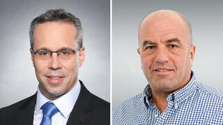 מימין רונן אלעד מבעלי סינרג'י כבלים ו ארד מגדלי ממגדל ביטוח