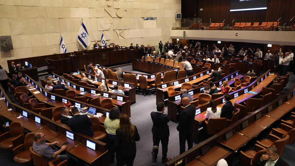 ההצבעה על פיזור הכנסת, בשבוע שעבר (צילום: אלכס קולומויסקי) הצבעה על פיזור הכנסת 20.5.26 מליאת הכנסת