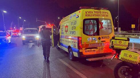 פיגוע דריסה בצומת גוש עציון: שתי נערות נפצעו, מצבן קשה ובינוני