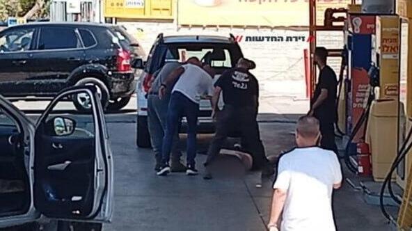 חשד לפיגוע ירי בתחנת דלק (צילום: שימוש לפי סעיף 27א' בחוק זכויות יוצרים) חשד פח"ע ירי מחבל תחנת דלק כוכב יאיר צור יצחק