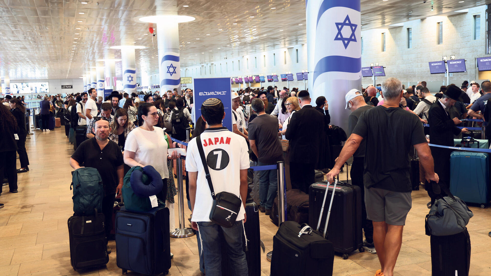 נוסעים יוצאים מ נתב"ג חידוש הירי מ איראן