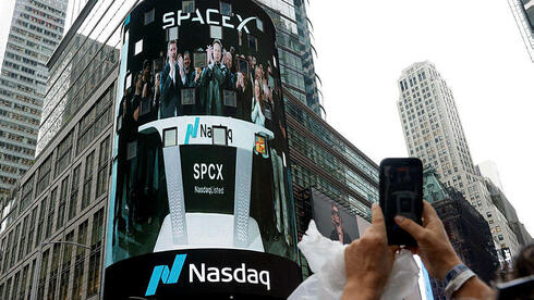 צילום: REUTERS/Jeenah Moon השיגור הצליח: SpaceX מזנקת ב-10% בטרום ועוקפת את השווי של אמזון