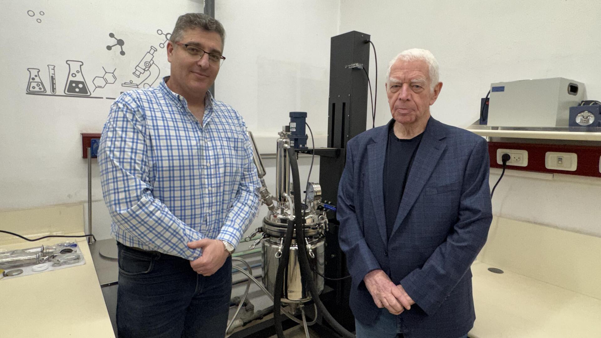 Dr Uri Stoin and Prof Yoel Sasson GreenTidio