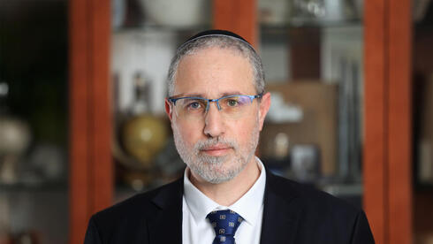 המל"ל צריך להיבדק, ולא להיות זה שבודק את החורים באבטחה
