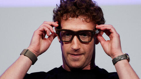 Mark Zuckerberg Mark Zuckerberg