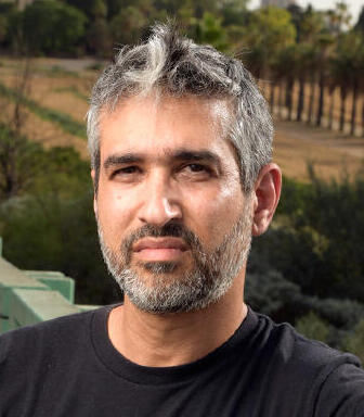 ד"ר אורי שרון מאונ’ בר־אילן (צילומים: יונתן בלום עוז מועלם) מימין ד"ר אורי שרון והשרה עידית סילמן