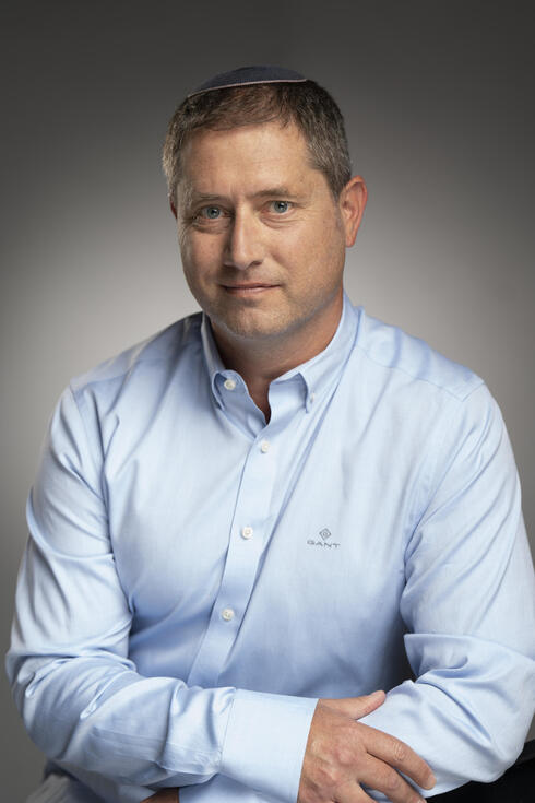 Chaim Schiff, CEO of The Elephant Secondary Group