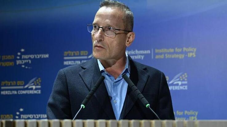 מנכ"ל משרד הביטחון אמיר ברעם. פתיחה מפתיעה של המכרז
(צילום: אגף דוברות וקשרי ציבור במשרד הביטחון) מנכ"ל משרד הביטחון אמיר ברעם בכנס הרצליה באוניברסיטת רייכמן 1.7.26