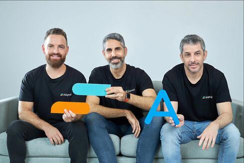 Aligned founders.