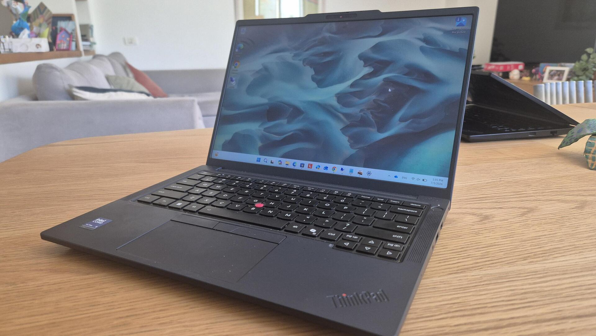 מחשב לנובו ThinkPad T14 Gen7 