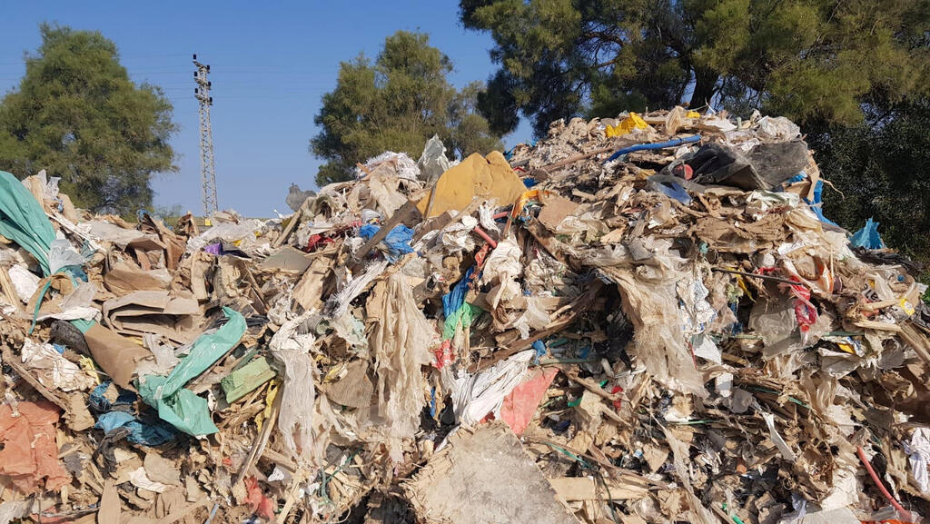 אתר פסולת הטמנה הטמנת פסולת זיהום קרקע ו מי תהום