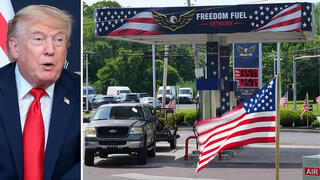 נשיא ארה"ב על רקע תחנת דלק של רשת F reedom Fuel בדרשר פנסילבניה