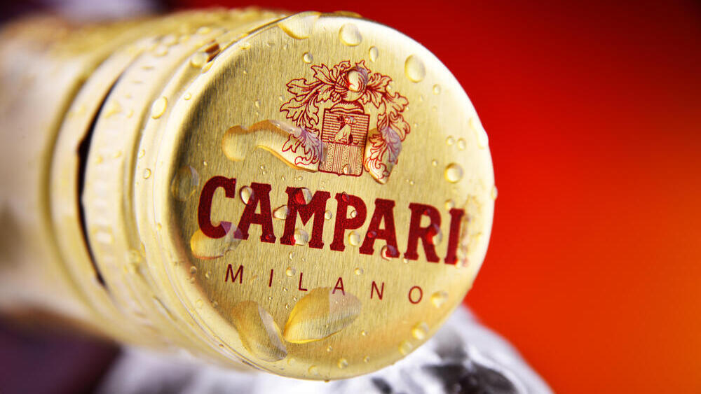 לוגו של קמפרי Campari