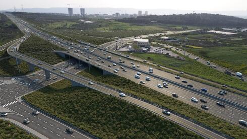 קרדיט: ארקאפקט למרות התנגדות בעלי הקרקעות, הארכת כביש 6 צפונה יוצאת לדרך