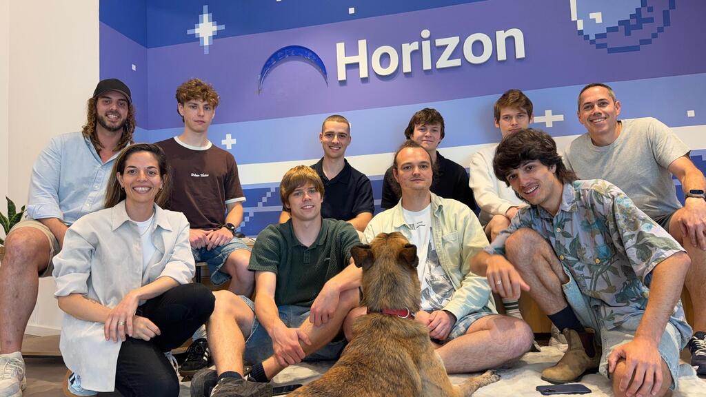 Horizon team. (Horizon) Horizon team