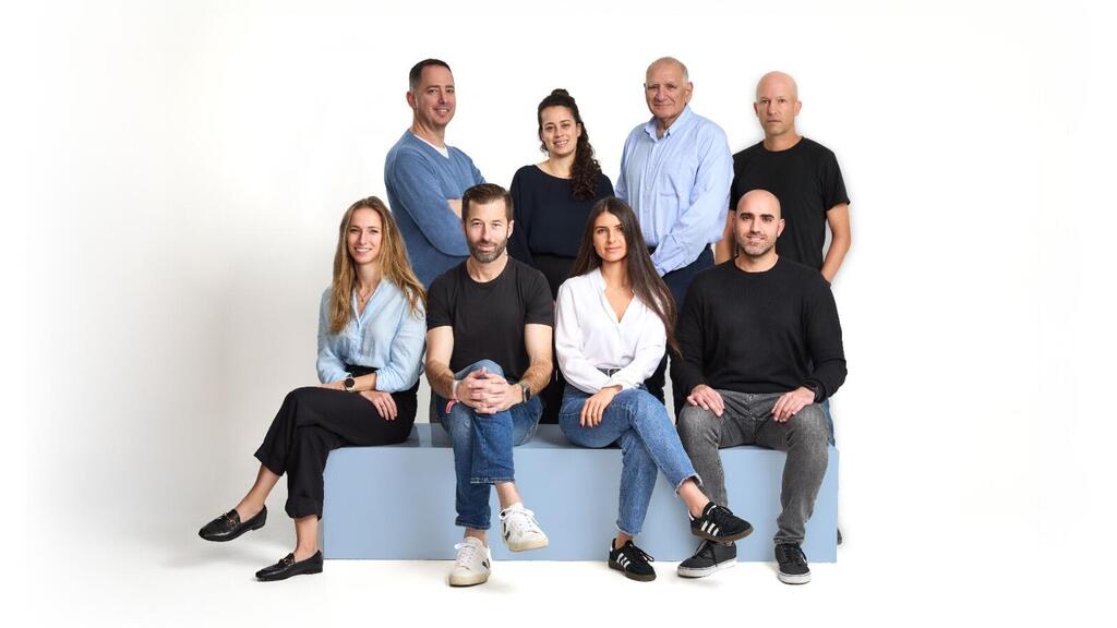 10D team