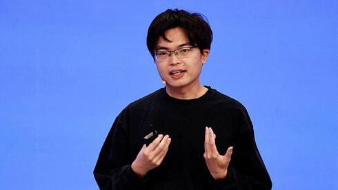 China’s biggest AI model yet fuels both optimism and market jitters | Ctech