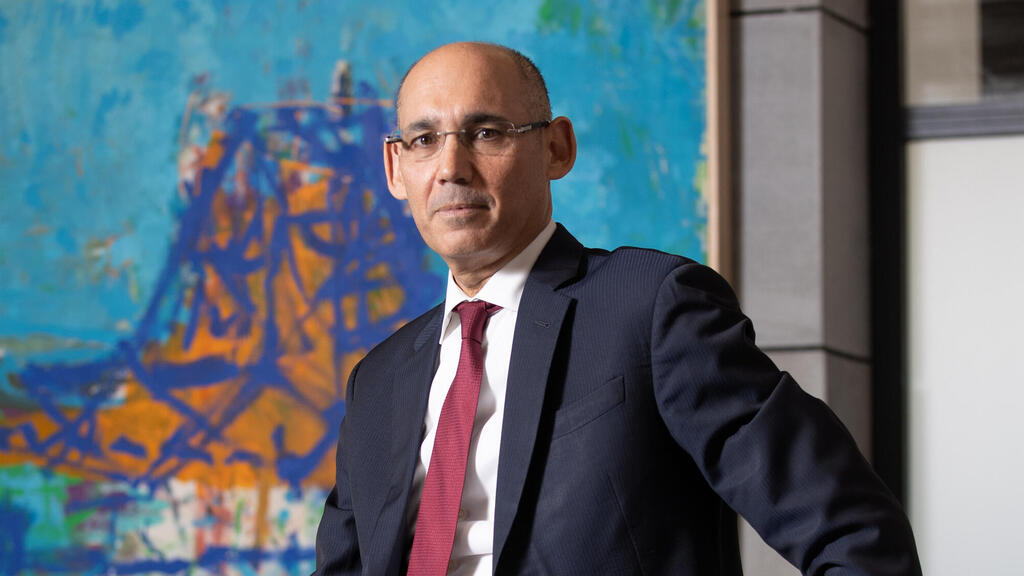הנגיד אמיר ירון. בנק ישראל רכש מיליארדי דולרים (צילום: אלכס קולומויסקי) הנגיד אמיר ירון. בנק ישראל רכש מיליארדי דולרים