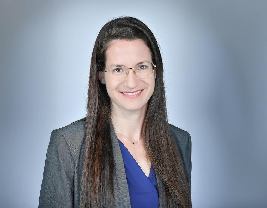 עינבל נמיר דירקטורית מנהלת בפירמת הייעוץ Deloitte ומובילת פרקטיקת סביבת העבודה העתידית