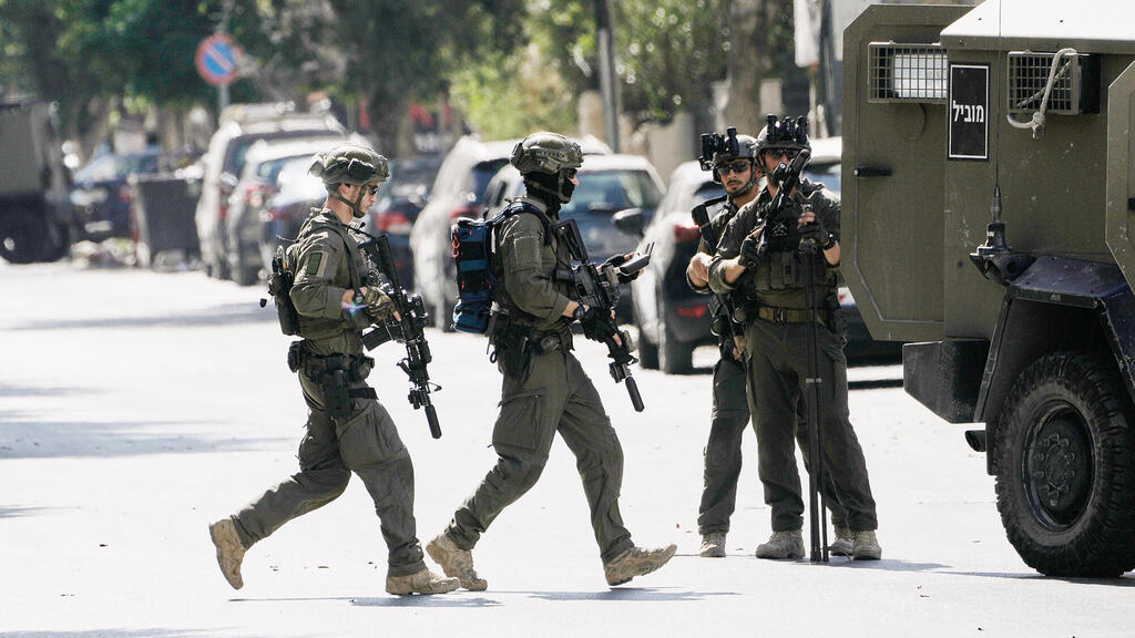 כוח צה"ל בגדה (ארכיון, למצולמים אין קשר לידיעה) (צילום: Majdi Mohammed/AP) חיילים כוח צה"ל בגדה