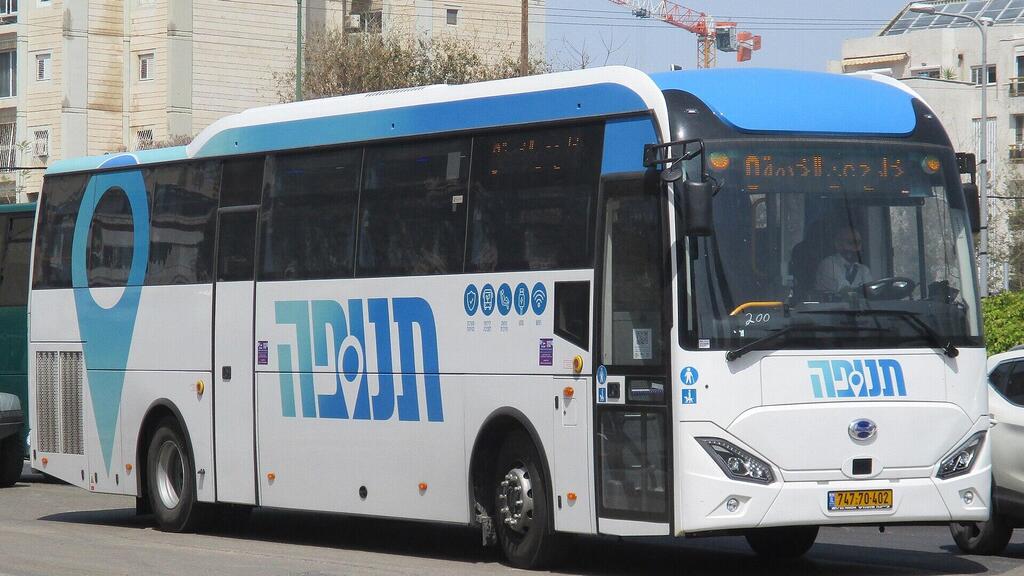 אוטובוס של חברת תנופה (צילום: ויקיפדיה) אוטובוס של חברת תנופה