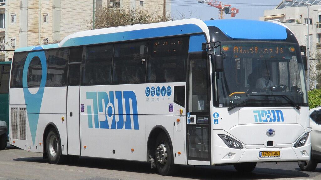 אוטובוס של חברת תנופה (צילום: ויקיפדיה) אוטובוס של חברת תנופה