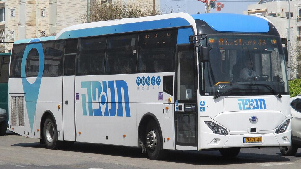 אוטובוס של חברת תנופה