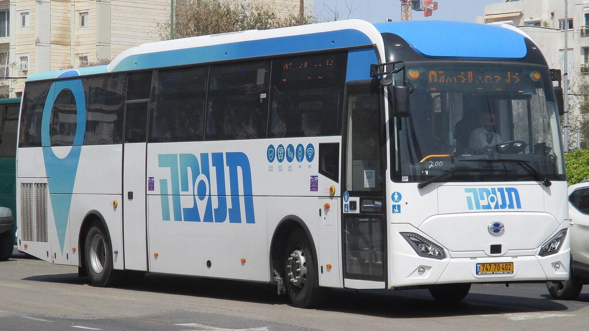 אוטובוס של חברת תנופה