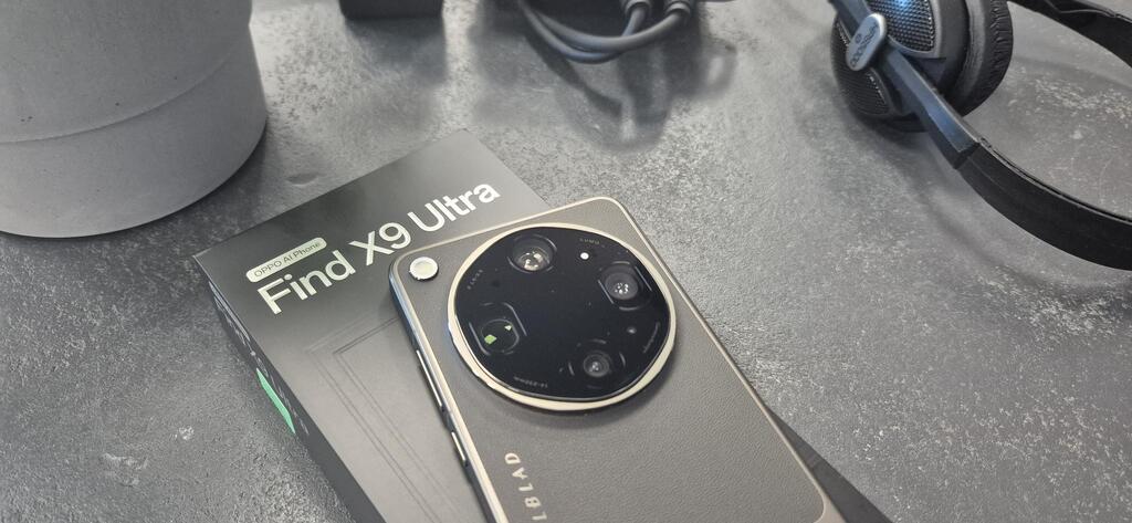 OPPO Find X9 Ultra smartphone (Itai Smuskowitz) סמארטפון OPPO Find X9 Ultra מצלמה