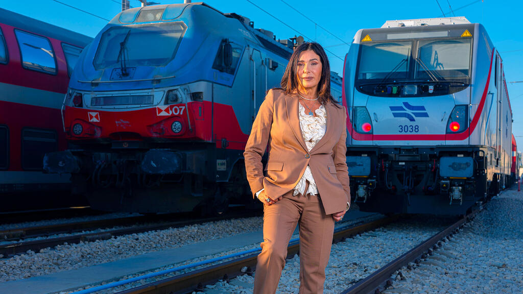 מירי רגב שרת התחבורה ב רכבת ישראל