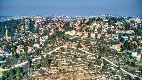 צילום: Hagai Agmon-Snir حچاي اچمون-سنير חגי אגמון-שניר, via Wikimedia Commons בני הזוג הפעילו עסק מהחניה וטענו שכולם עושים זאת – בית המשפט לא השתכנע