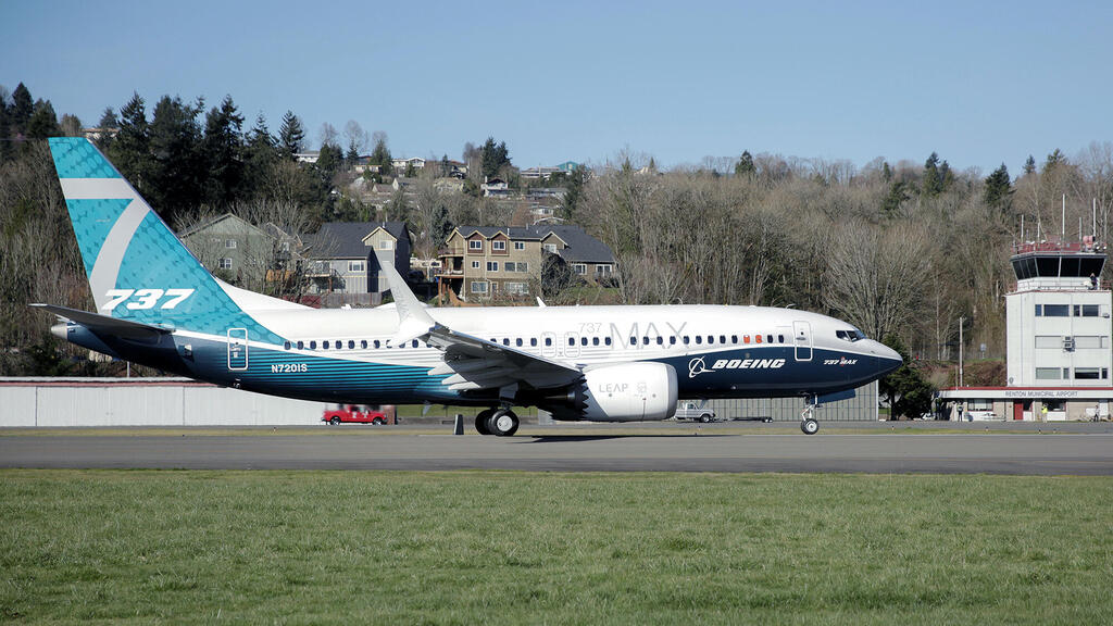 מטוס בואינג 737 מקס 7 (צילום: Jason Redmond/AP) מטוס בואינג 737 מקס 7