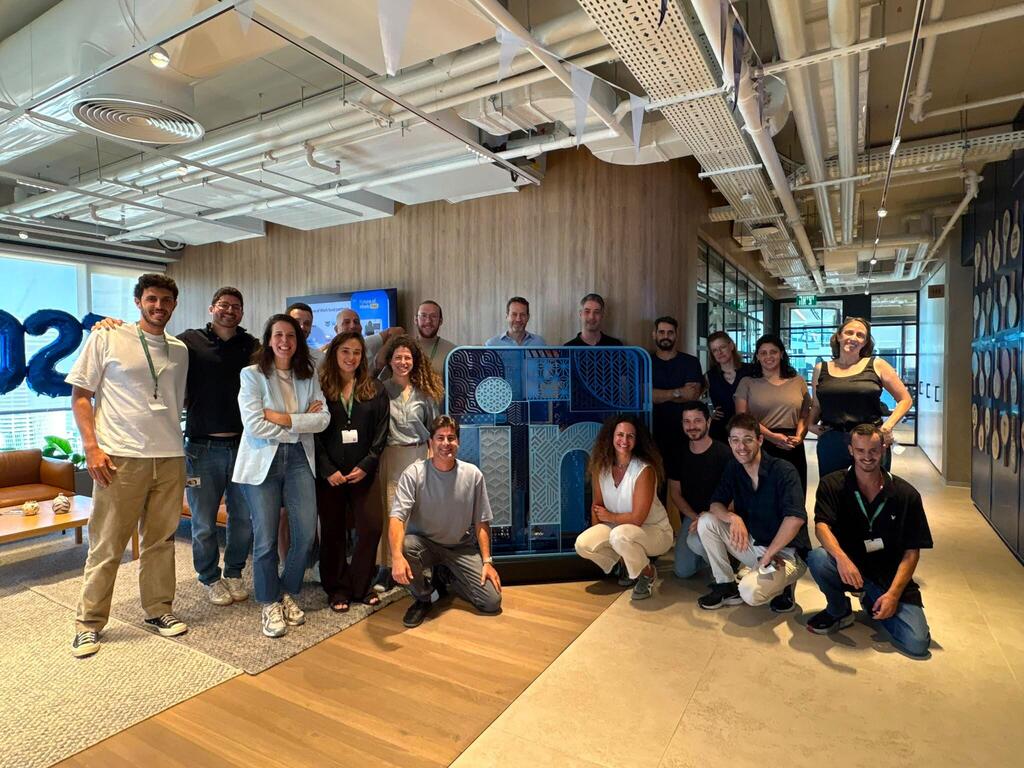 פועלים טק ו-LinkedIn: כך תבנו יתרון תחרותי ומותג אישי בעידן ה-AI