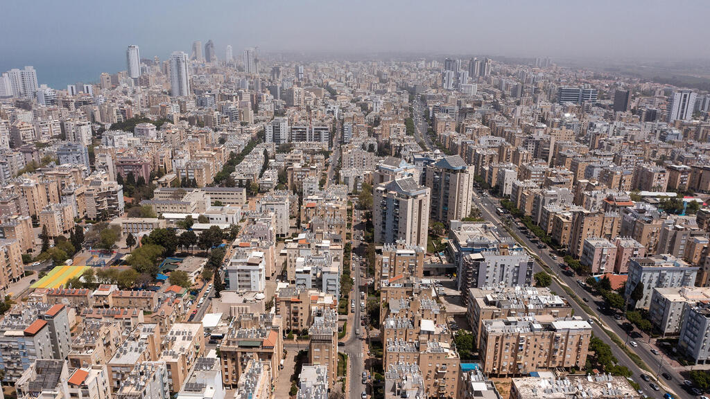 נתניה במבט על (צילום: StockStudio Aerials/Shutterstock) נתניה מבט על