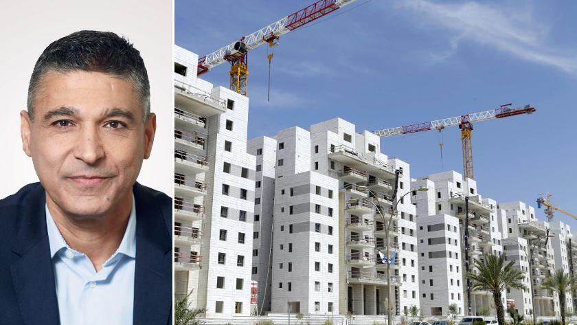 מנכ"ל מזרחי טפחות משה לארי לצד בנייה ביבנה