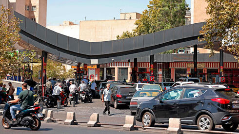 המלחמה הכלכלית נגד איראן מאיימת להסלים לדו־קרב סיני־אמריקאי