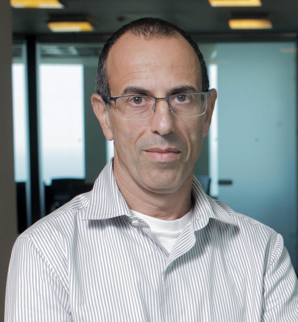 עו"ד גיל אורן, מנהל ההסדר (צילום: עמית שעל) גיל אורן עורך דין שותף בכיר ב משרד יגאל ארנון ושות תומר אפללו סטודנט ל משפטים ו תוא שני ב מנהל עסקים ב מכללה ל מינהל