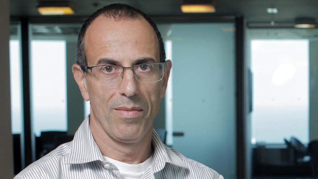 Attorney Gil Oren. (Photo: Amit Shaal) גיל אורן עורך דין שותף בכיר ב משרד יגאל ארנון ושות תומר אפללו סטודנט ל משפטים ו תוא שני ב מנהל עסקים ב מכללה ל מינהל