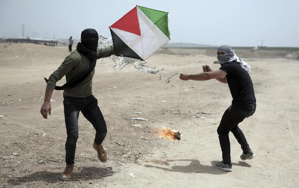 הקברניט עפיפון מלחמה 9
