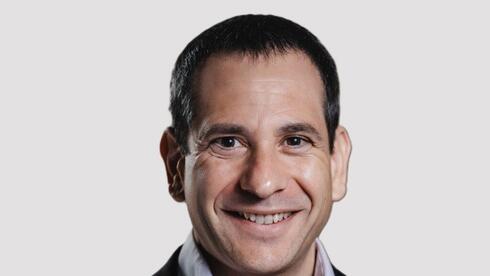 Dov Fettman. Dov Fettman.