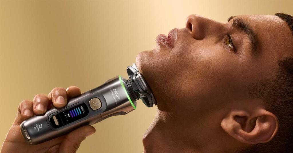 חוויית גילוח של i9000 Prestige Ultra מבית Philips (צילום באדיבות: Philips Shaving) חוויית גילוח של i9000 Prestige Ultra מבית Philips