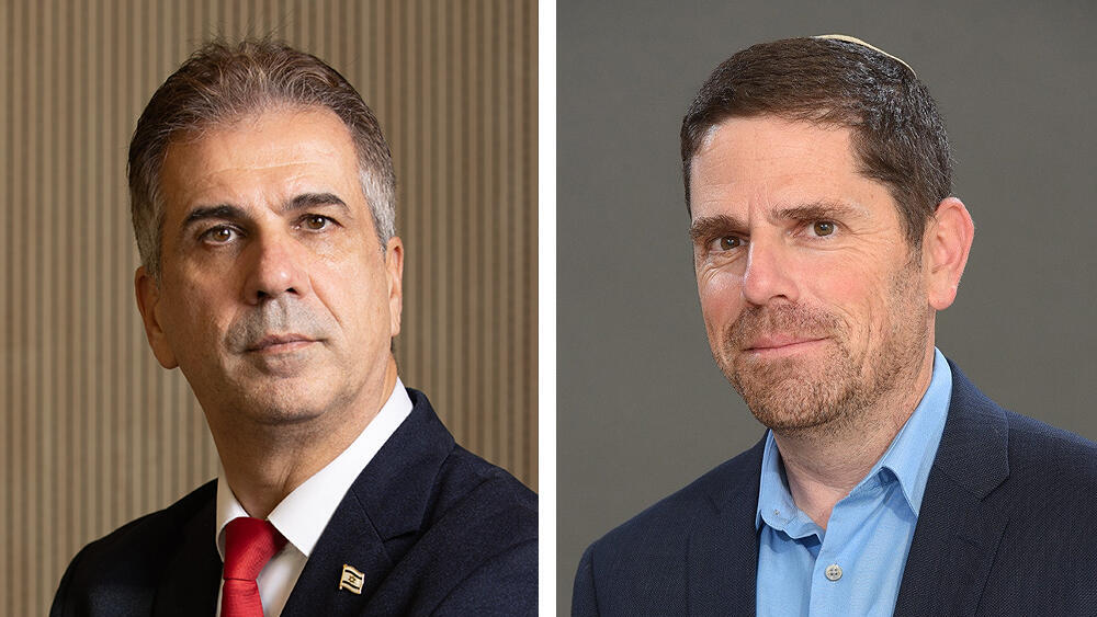 From right: Water Authority Director-General Yehezkel Lifshitz and Minister of Energy Eli Cohen (Itay Dudi (Water Authority), Alex Kolomoisky) מימין מנכ"ל רשות המים יחזקאל ליפשיץ ושר האנרגיה אלי כהן